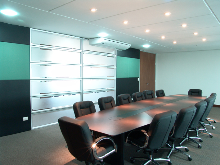 Sala de Reunião Premium em Vidro